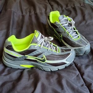 Men's Nike Sneakers 9.5